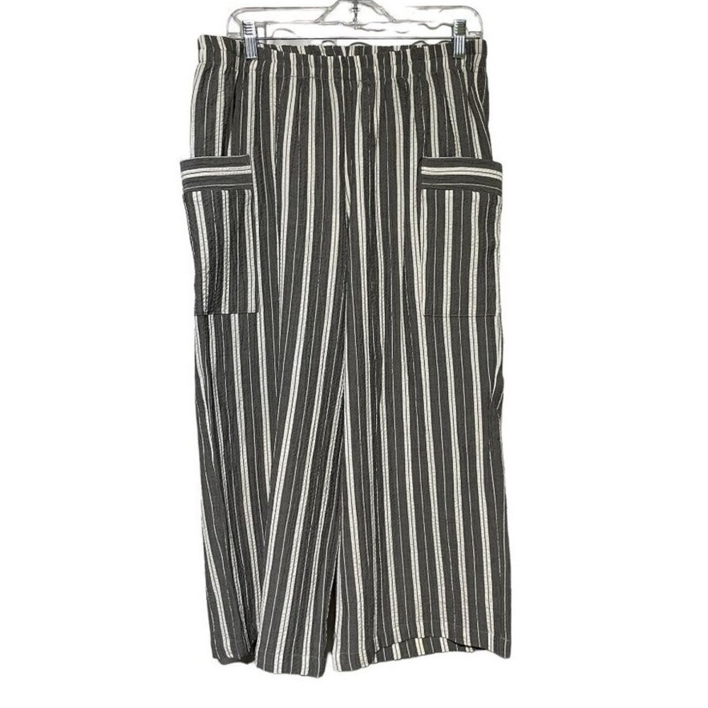 Soft Surrounding Women's Loose Fit Striped pull- On Lagenlook Pants Gray